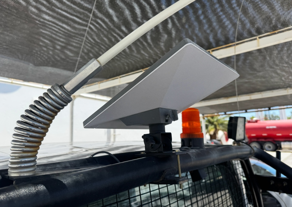 Antena Starlink instalada